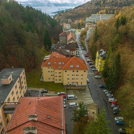 Apartman Claudia - Rezidence K Lanovce Jáchymov Eksteriør billede