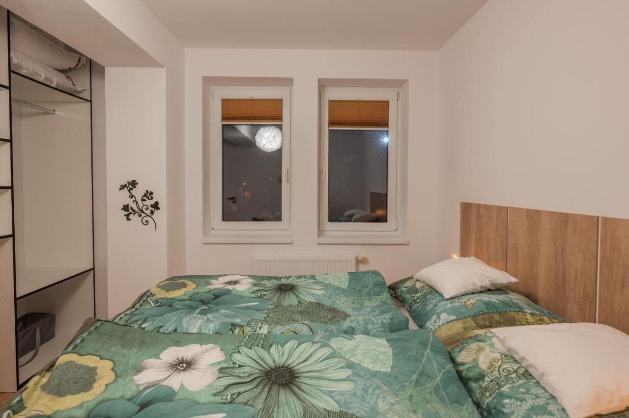 Apartman Claudia - Rezidence K Lanovce Jáchymov Eksteriør billede