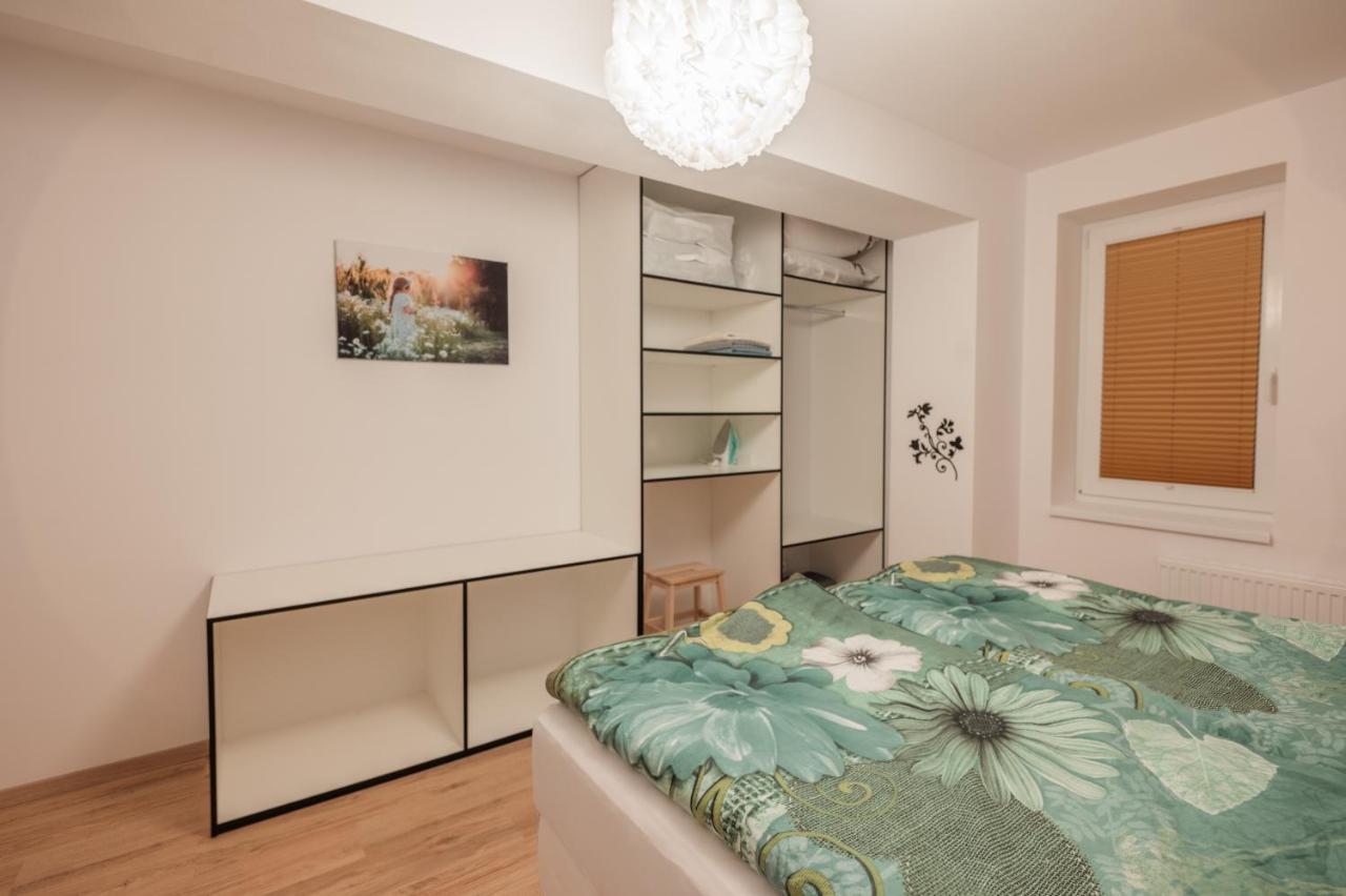 Apartman Claudia - Rezidence K Lanovce Jáchymov Eksteriør billede